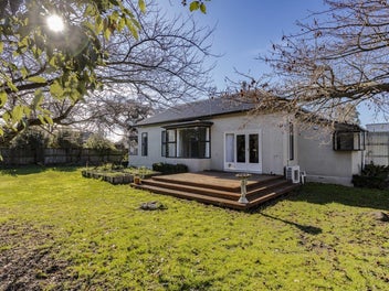 Developers or Family Home - It's your lucky day!