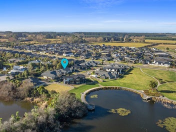 Modern Living Meets Lakeside Charm