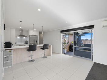 2 Spacious Living Areas + Outdoor Entertainer!