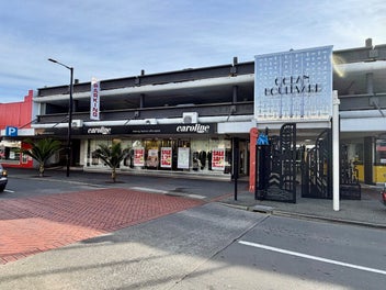 Image 1 of 1