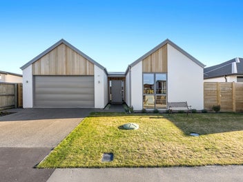 Bright, Spacious and Beautifully Designed
