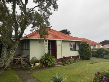 Image 1 of 7