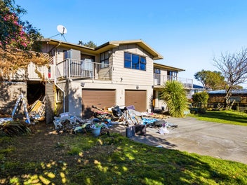 Big Home. Big Opportunity. Hilltop Location.