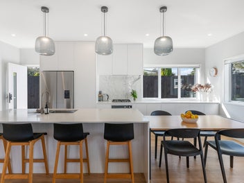 Modern Living, Made Easy