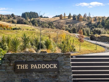 Lifestyle Opportunity in Prestigious Dalefield