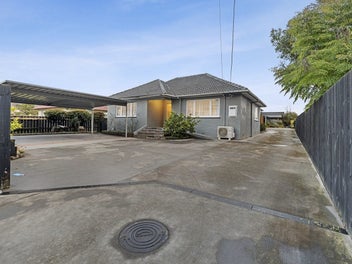 Move In, Relax Or Earn - The Choice Is Yours!