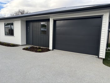 BRAND NEW TOWNHOUSE
