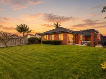 Reserve Frontage, Luxury Family Living Redefined