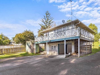 Retro Ready for Revival - Deceased Estate
