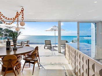 Large Scale Beachfront - Private Boat Storage