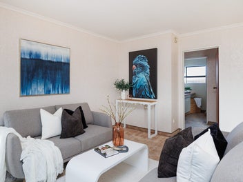 Low-Maintenance Living in a Prime Location