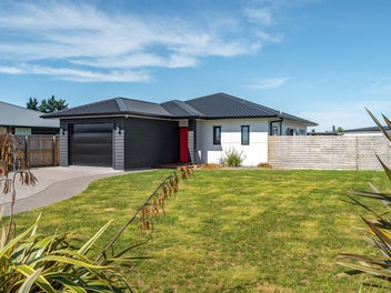 The Smartest Buy in a Premium Location!