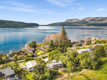 The Lake Life You've Been Dreaming Of...