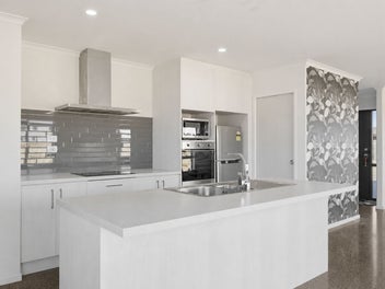Easy Care Coastal Living - Master Build Warranty