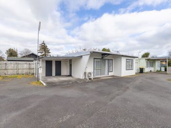 Extremely tidy first home/investment