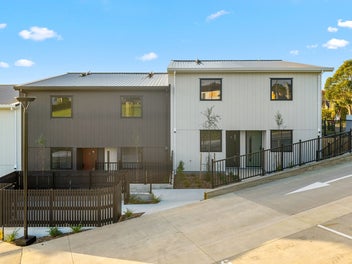 Stylish Family Living & Move In Ready