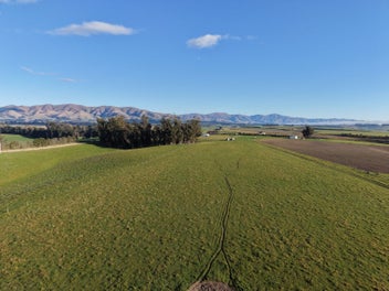 Premium Lifestyle and Landholding Opportunity