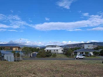 Build the Dream at Te Horo Beach