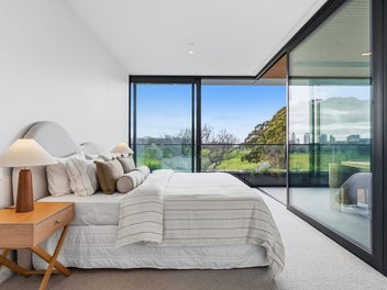 Luxury Family Living Beside the Domain