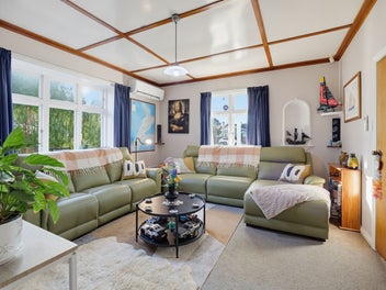 A family home with so much more to offer!
