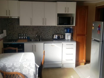 Image 1 of 18