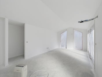 Image 1 of 17