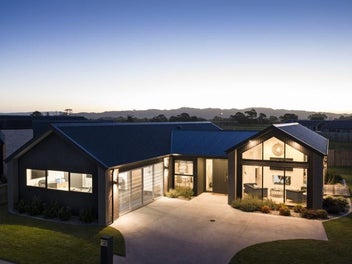 Stunning Pavilion Home & Land Package