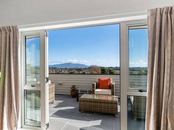 Home & Income with Spectacular Views