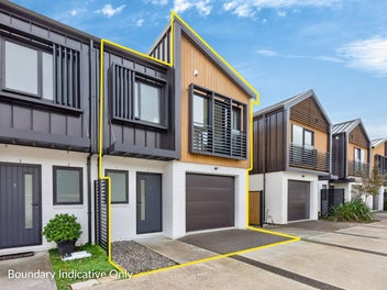 Boutique, easy-care and 2 mins from Hutt Centre