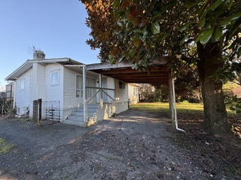 Image 1 of 18