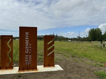 Spacious Section in Sought-After Glenbervie Park