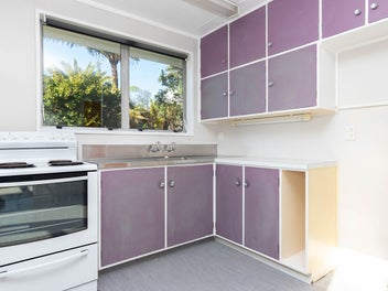 Easy-Care Living with Everything Close at Hand