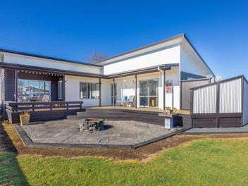 The home that pays you back in sunshine