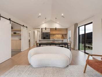 High Spec Show Home - 2 Year Rent Back Arrangement