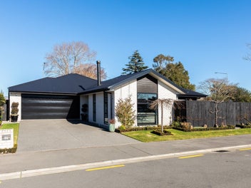 Owners demand sale