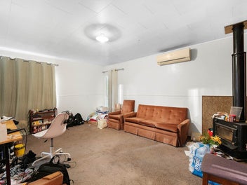Builders & Investors – Detonate or Renovate
