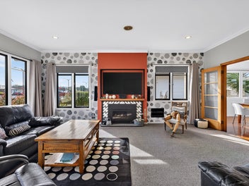 Two Homes - Family Living at Every Stage