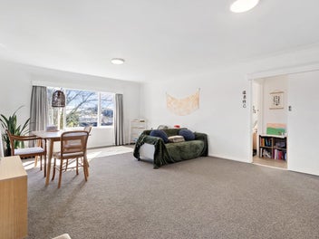 Spacious Unit with Garage & Storage