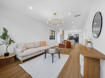 Brand New 182m2 | 2 Master Suites + Study
