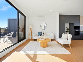 Brand-New 4-Bedroom Home with Granny Potential*