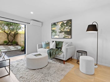 Fully Renovated & Sunny in RANGI Zone