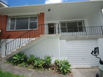 Image 1 of 20