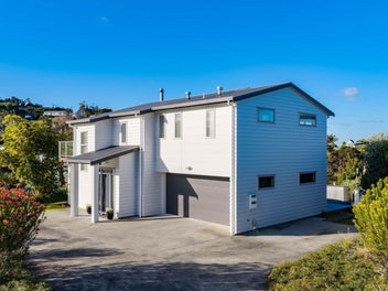 Timeless Future-Proofed Coastal Living