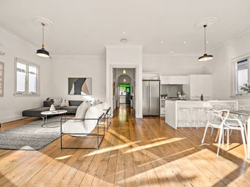 Premium Ponsonby Position