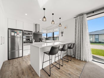 BEO $780,000 - Kia Ora, 50's+ Club!