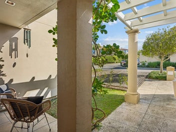 Soak up sun, enjoy views, love the large deck