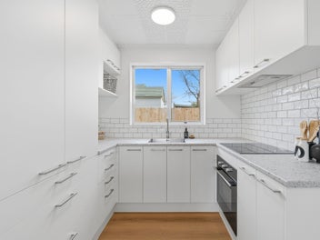 Fresh, Light and Low Maintenance