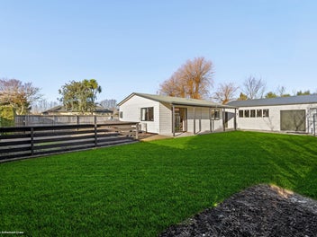 Space to Live. A 50 sqm Garage to Love.