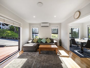 Double Glazed, Upgraded & Ready to Go