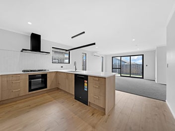 Box Ticker Family 4 Bed